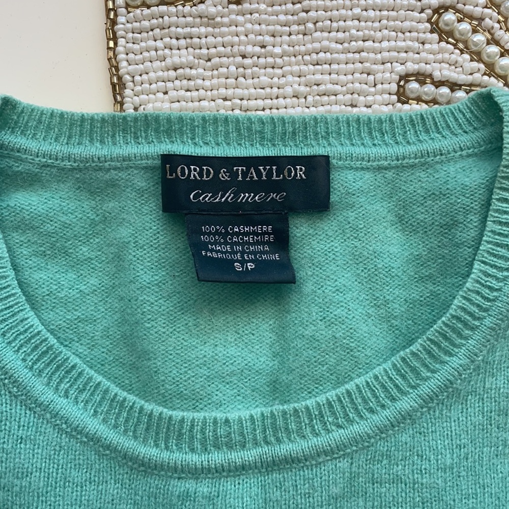 Lord & Taylor Cashmere sweater